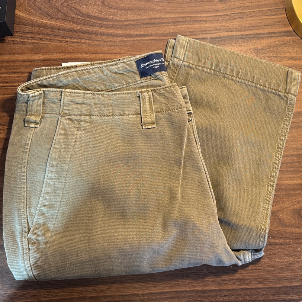 Abercrombie & Fitch Men's Straight Jeans - Tan